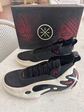 Way of Wade 11 Black and White